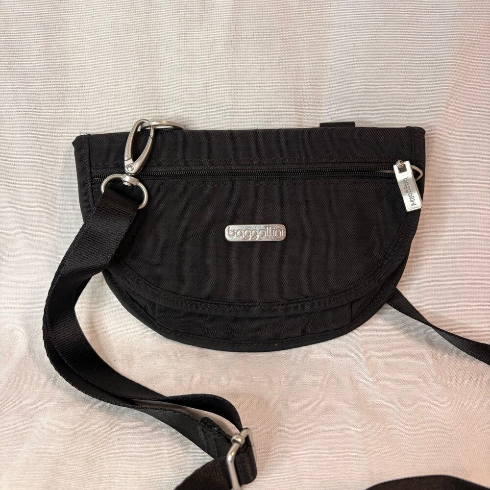 Baggallini Black Crossbody Organizer Bag Travel Nylon Adjustable Strap